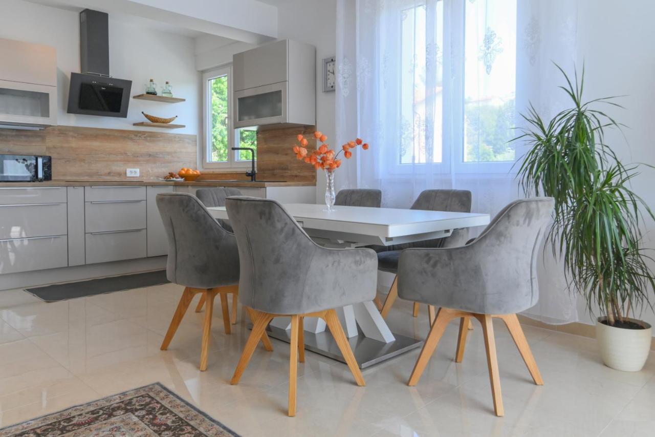 Apartman Iskra Διαμέρισμα Ριέκα Εξωτερικό φωτογραφία